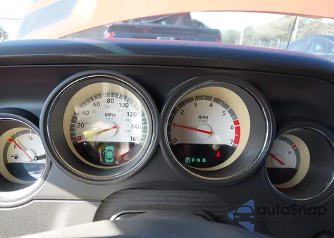 2010 Dodge Challenger R/T from USA, damaged, VIN 2B3CJ5DTXAH321148